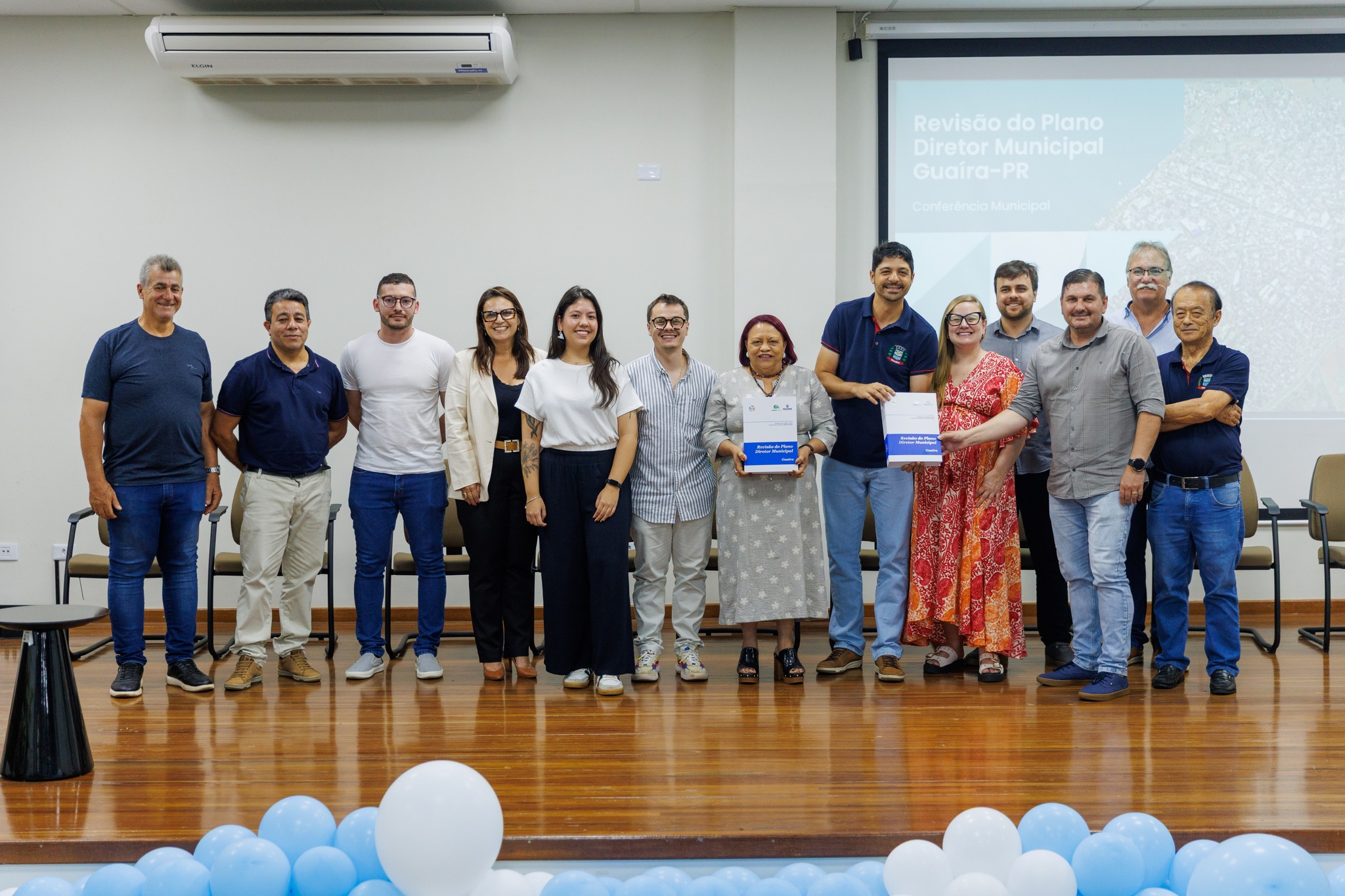 CMG RECEBE NOVO PLANO DIRETOR DE GUAÍRA