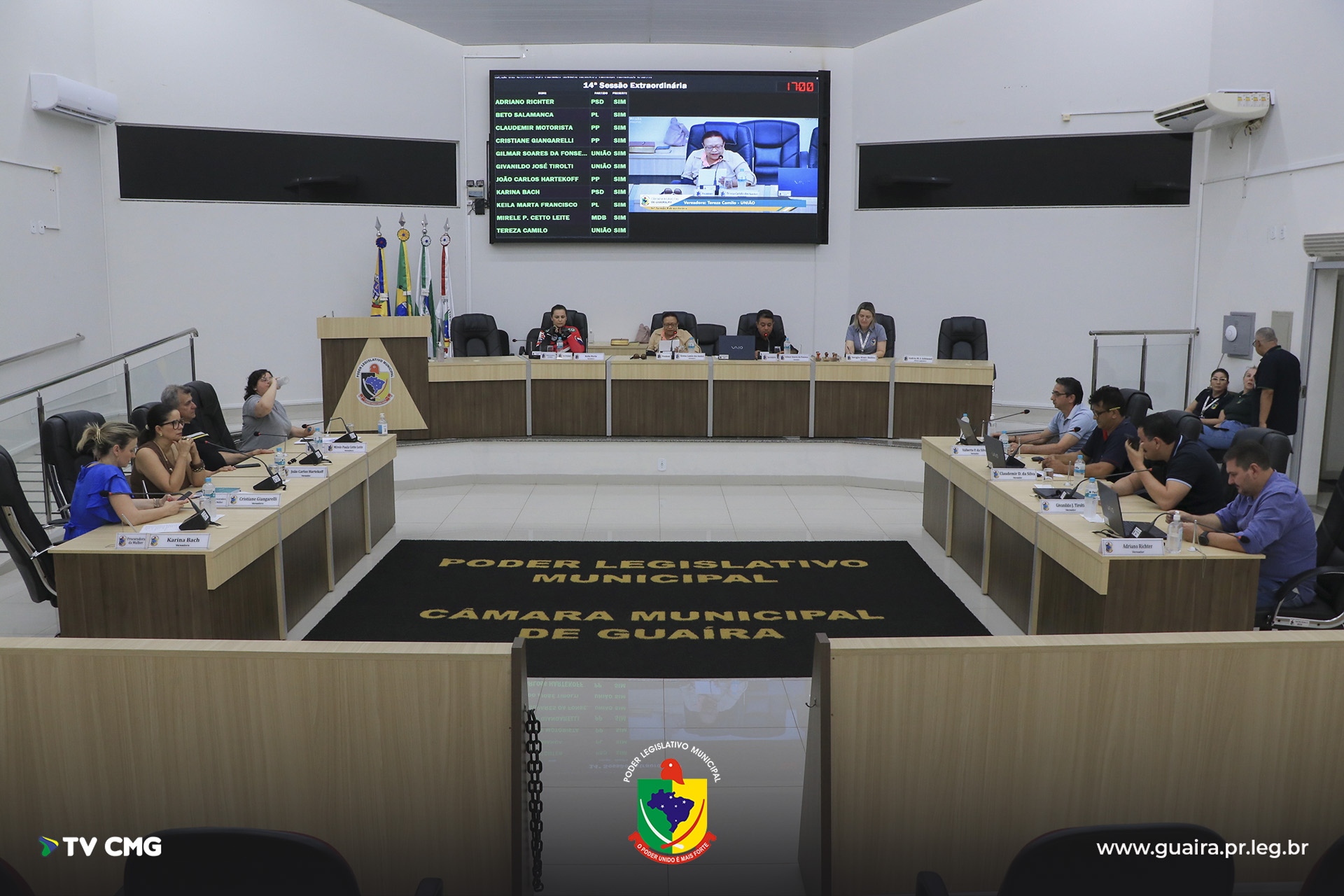 PROJETOS SÃO APROVADOS NA 14ª SESSÃO EXTRAORDINÁRIA