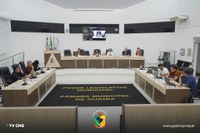 PROJETOS VOLTADOS À EDUCAÇÃO E SAÚDE SÃO APROVADOS NA 11ª SESSÃO EXTRAORDINÁRIA