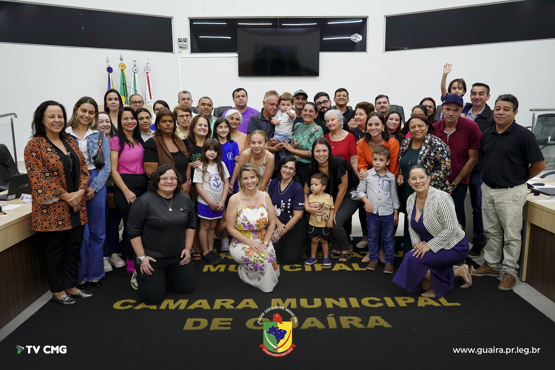 SESSÃO É MARCADA POR HOMENAGEM À MEMÓRIA DE AMANDA GAZOLA E VOTAÇÕES