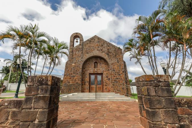 UM SÍMBOLO QUE ATRAVESSA GERAÇÕES: 91 ANOS DA IGREJINHA DE PEDRA!